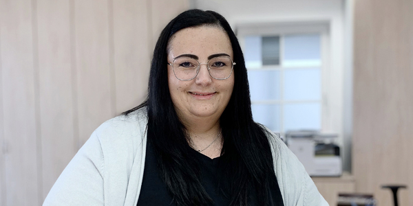 Portraitaufnahme Silvia Adler